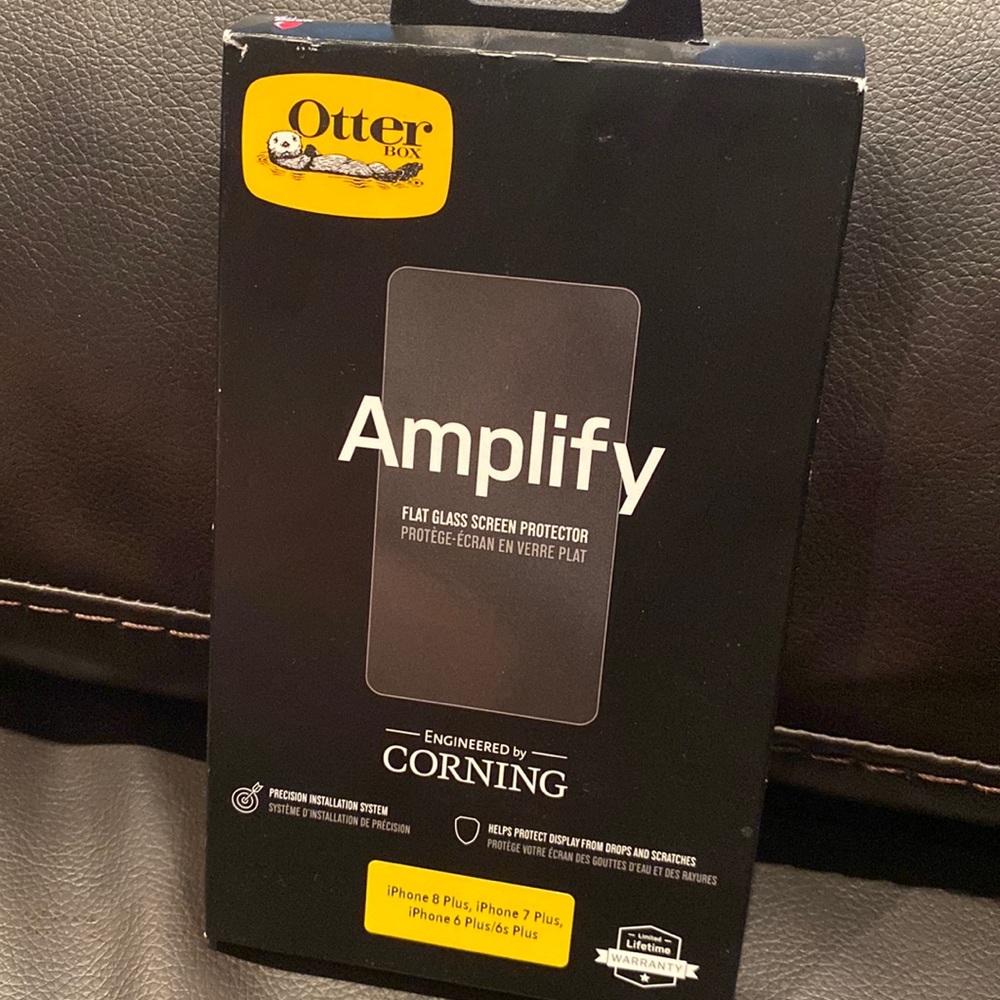 Amplify flat glass screen protector